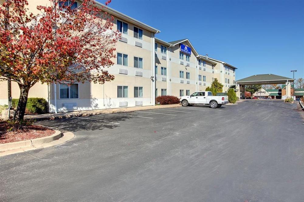 Americas Best Value Inn And Suites Saint Charles Exteriör bild