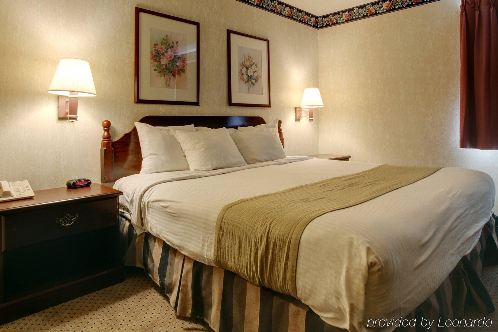 Americas Best Value Inn And Suites Saint Charles Rum bild