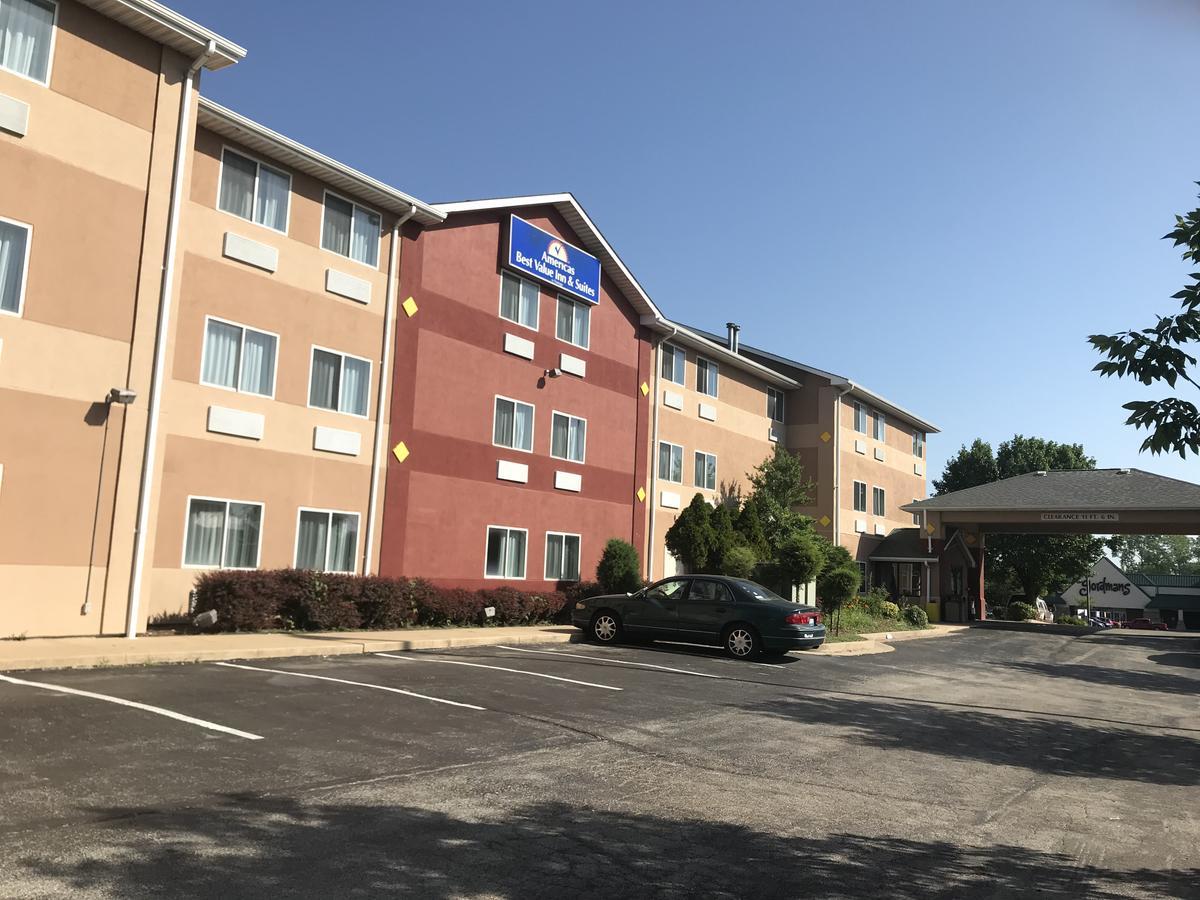 Americas Best Value Inn And Suites Saint Charles Exteriör bild