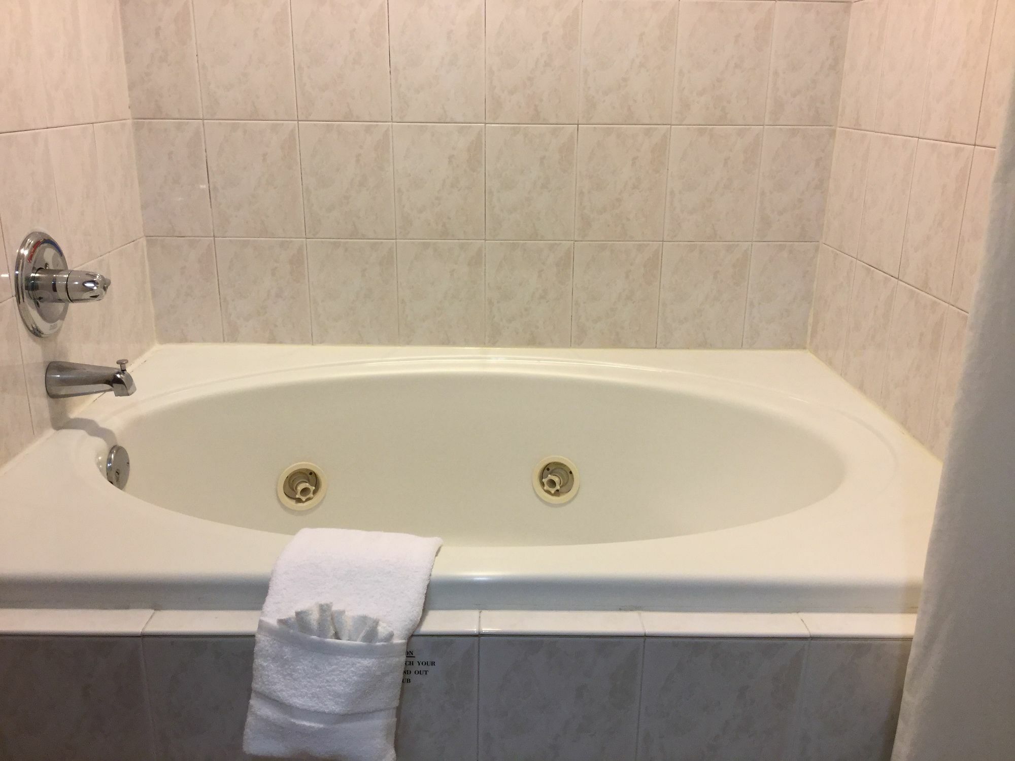 Americas Best Value Inn And Suites Saint Charles Exteriör bild