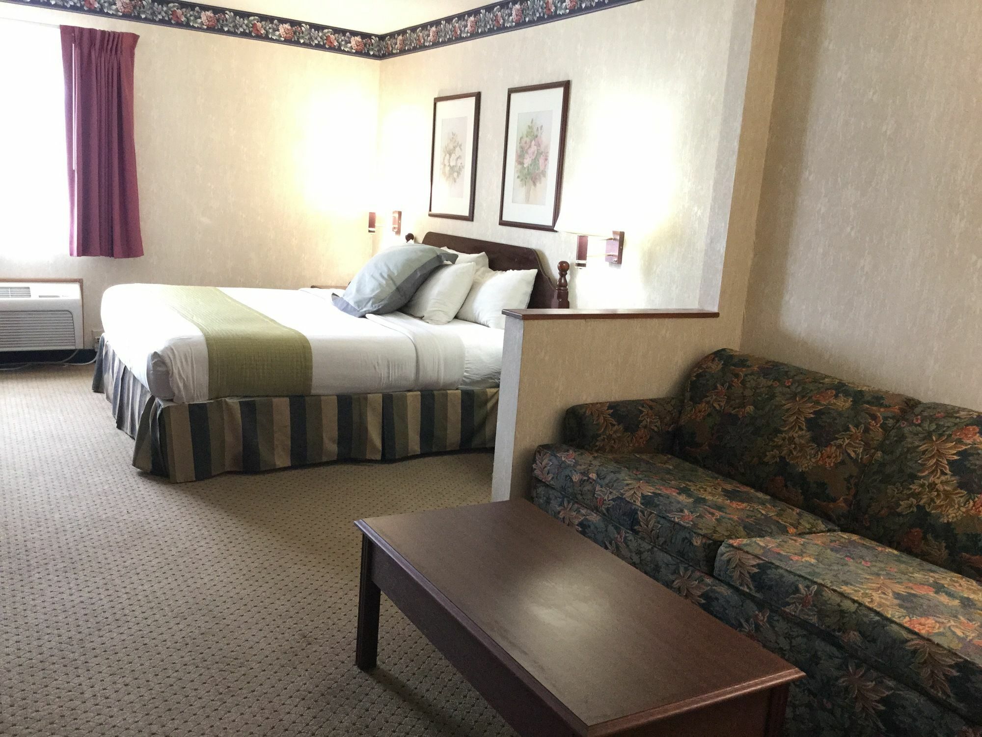 Americas Best Value Inn And Suites Saint Charles Exteriör bild